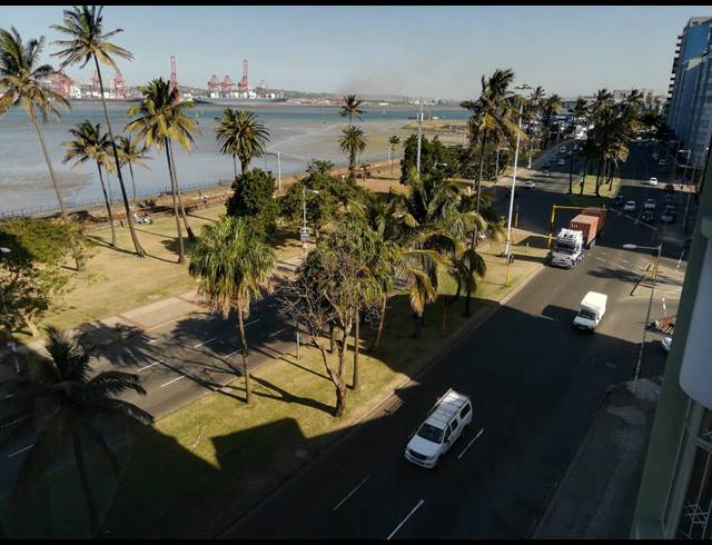BEDROOM APARTMENT TO LET IN ESPLANADE